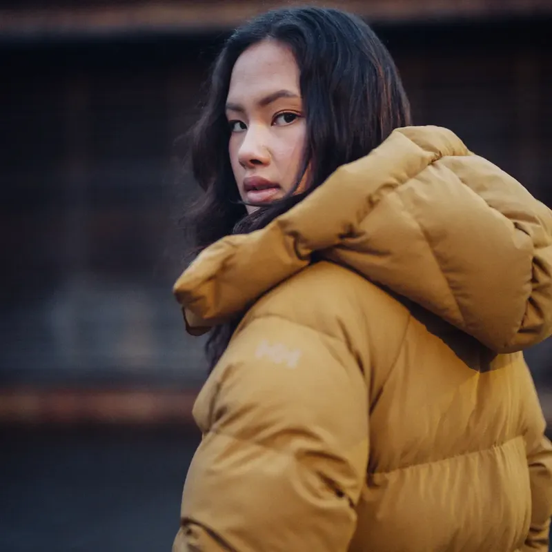 53108 787 9 action23