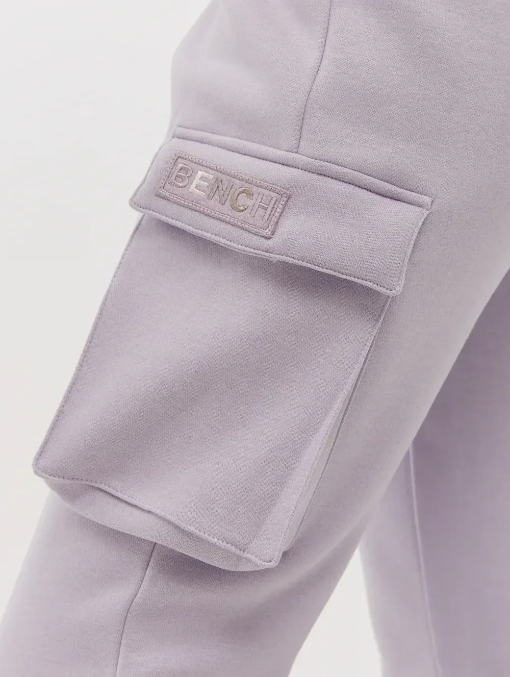 BN4 U129392 PU097 04 2000x