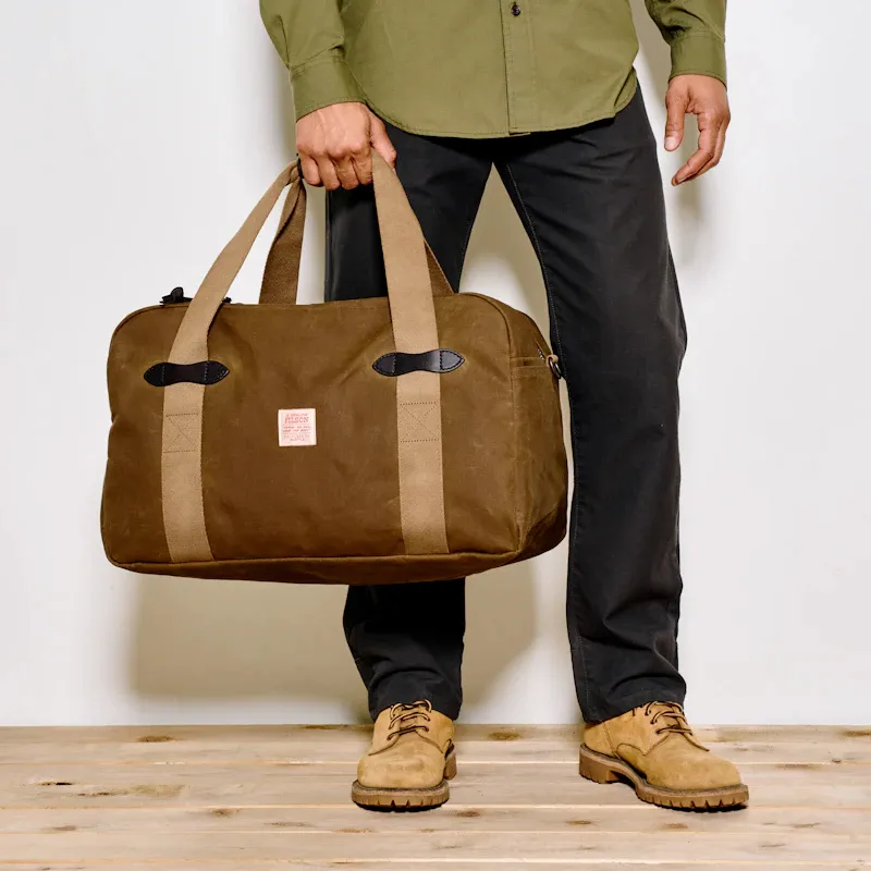 Filson duffle lifestyle corporate sales