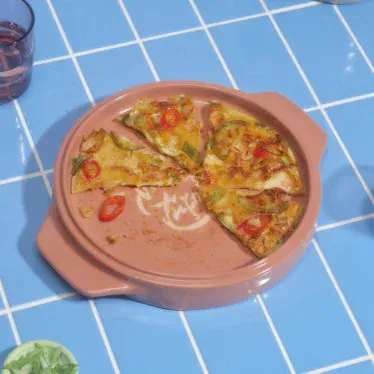 Flipping platter by anthem branding 1