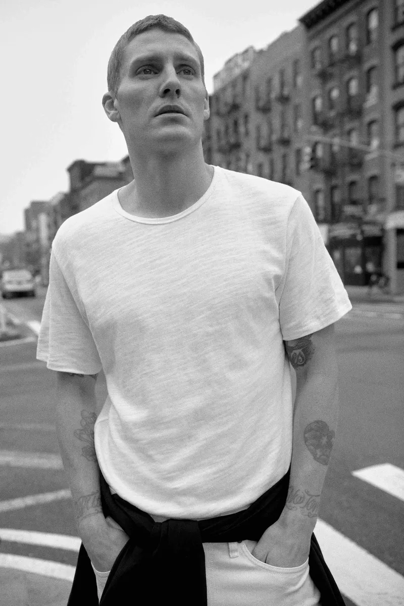 NM 21 012624 Rag And Bone MENSLOOKS 04 Menslook 330 1